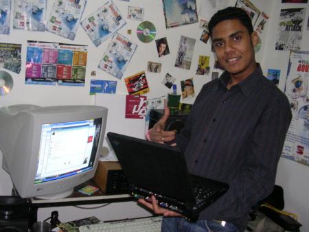                               O�------->mE<------�O